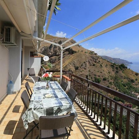 Apartamento Olimpia'S House Taormina Exterior foto